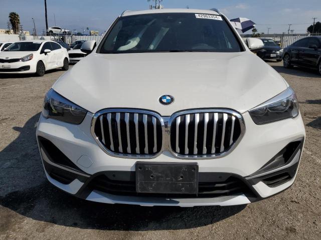 WBXJG7C08M5U26762 - 2021 BMW X1 SDRIVE28I WHITE photo 5