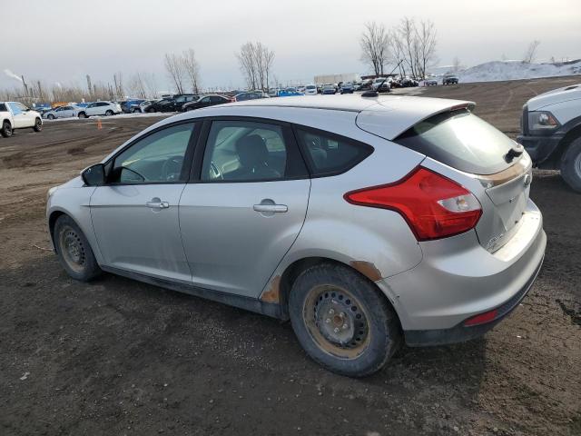 1FAHP3K26CL121588 - 2012 FORD FOCUS SE GRAY photo 2