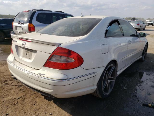 WDBTJ72H57F210511 - 2007 MERCEDES-BENZ CLK 550 CREAM photo 3