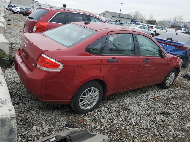1FAHP3FN1AW295567 - 2010 FORD FOCUS SE RED photo 3