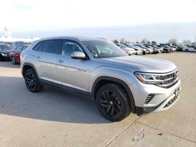 1V2HC2CA4PC200297 - 2023 VOLKSWAGEN ATLAS CROS SE SILVER photo 4