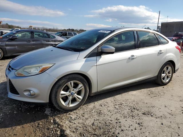 1FAHP3F24CL232196 - 2012 FORD FOCUS SE SILVER photo 1