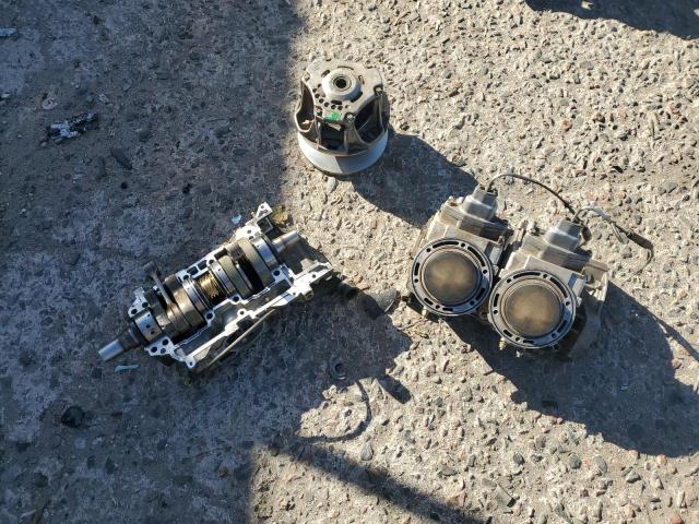 4UF19SNW5KT104898 - 2019 ARCTIC CAT SNOWMOBILE შავი ფოტო 9