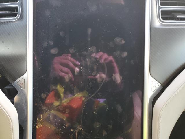 5YJSA1E11GF125274 - 2016 TESLA MODEL S Սև լուսանկար 9