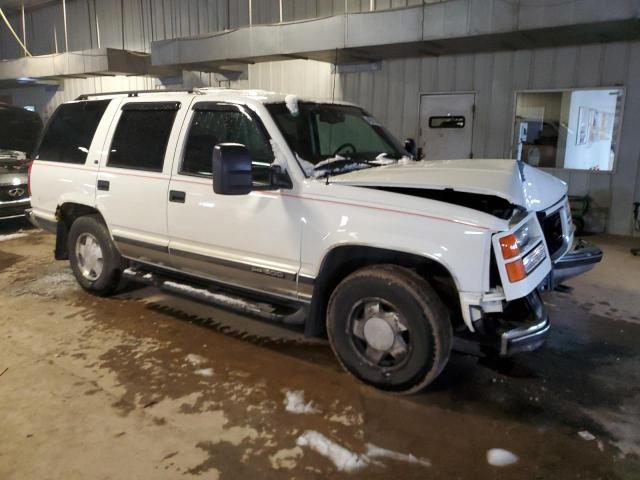 1GKEK13R6WJ725111 - 1998 GMC YUKON WHITE photo 4