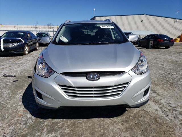 KM8JU3AC2BU207547 - 2011 HYUNDAI TUCSON GLS GRAY photo 5