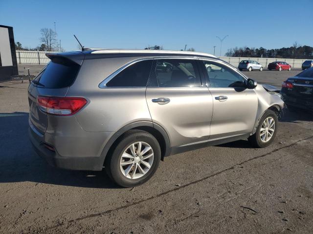 5XYPG4A59HG292717 - 2017 KIA SORENTO LX SILVER photo 3