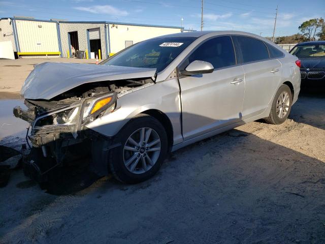 5NPE24AFXGH315329 - 2016 HYUNDAI SONATA SE SILVER photo 1