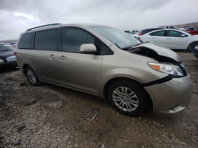 5TDYK3DC4FS613280 - 2015 TOYOTA SIENNA XLE GOLD photo 4