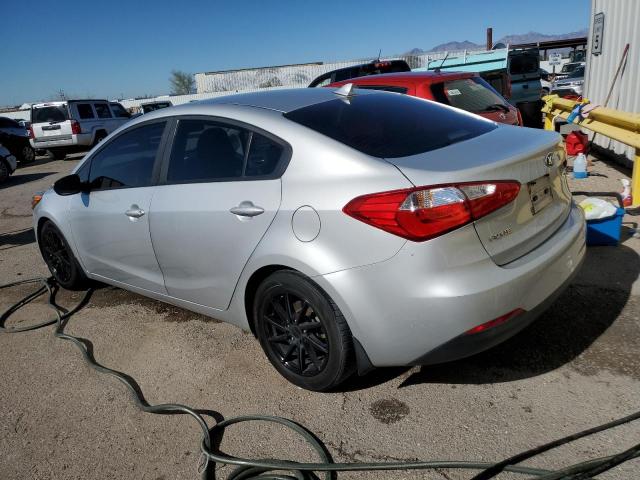 KNAFX4A61G5590493 - 2016 KIA FORTE LX SILVER photo 2