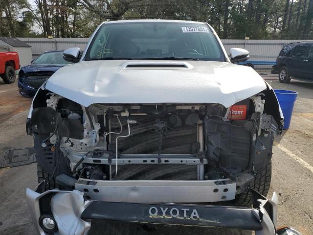 JTEBU5JR5J5546381 - 2018 TOYOTA 4RUNNER SR5/SR5 PREMIUM 银色 照片 5