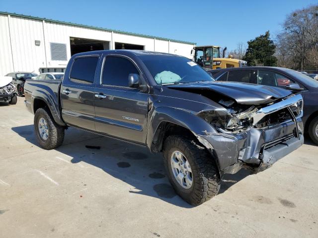 3TMJU4GN8FM180898 - 2015 TOYOTA TACOMA DOUBLE CAB PRERUNNER GRAY photo 4