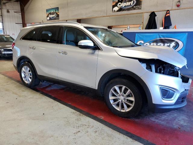 5XYPGDA34HG282983 - 2017 KIA SORENTO LX SILVER photo 4