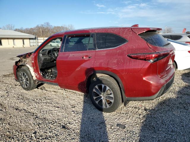 5TDGZRBH6MS070293 - 2021 TOYOTA HIGHLANDER XLE BURGUNDY photo 2