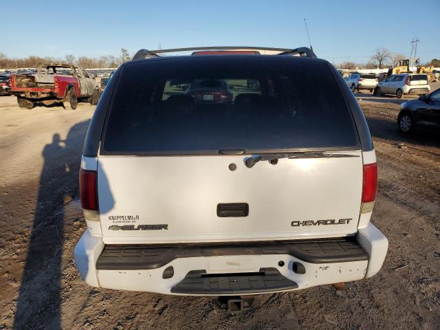 1GNDT13W412206739 - 2001 CHEVROLET BLAZER WHITE photo 6