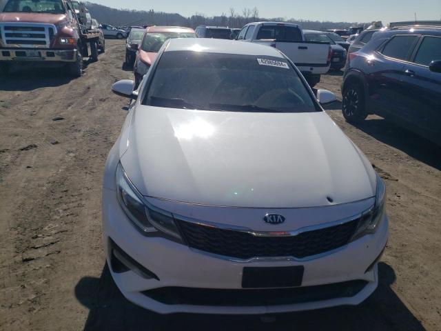 5XXGT4L31LG398941 - 2020 KIA OPTIMA LX WHITE photo 5