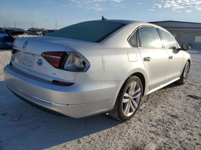 1VWLA7A3XKC005555 - 2019 VOLKSWAGEN PASSAT WOLFSBURG SILVER photo 3