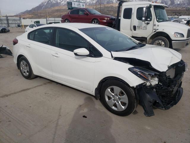 3KPFK4A79JE231771 - 2018 KIA FORTE LX WHITE photo 4