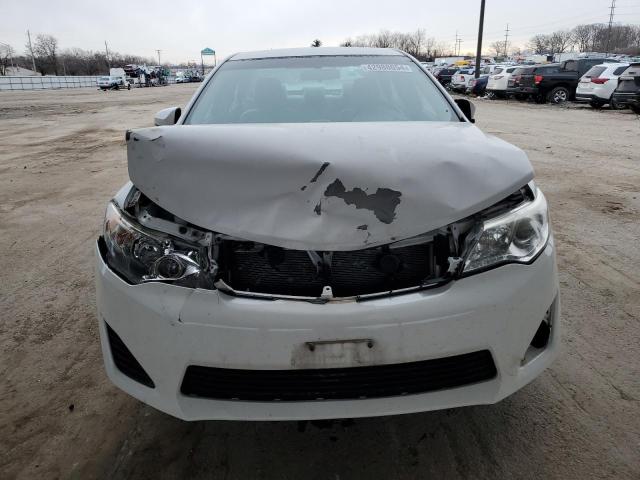 4T4BF1FK4DR295156 - 2013 TOYOTA CAMRY L WHITE photo 5