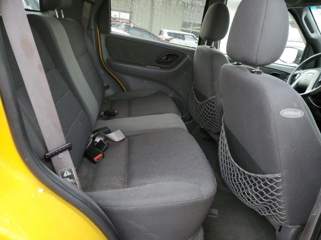 1FMCU03102KD95418 - 2002 FORD ESCAPE XLT YELLOW photo 11