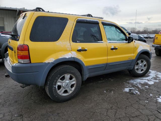 1FMCU03102KD95418 - 2002 FORD ESCAPE XLT YELLOW photo 3