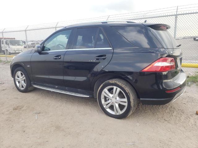 4JGDA2EB6CA024706 - 2012 MERCEDES-BENZ ML 350 BLUETEC BLACK photo 2