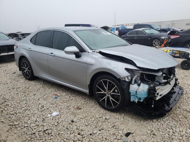 4T1G11AK8RU883932 - 2024 TOYOTA CAMRY SE NIGHT SHADE SILVER photo 4