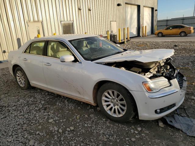 2C3CCAAGXEH212773 - 2014 CHRYSLER 300 WHITE photo 4