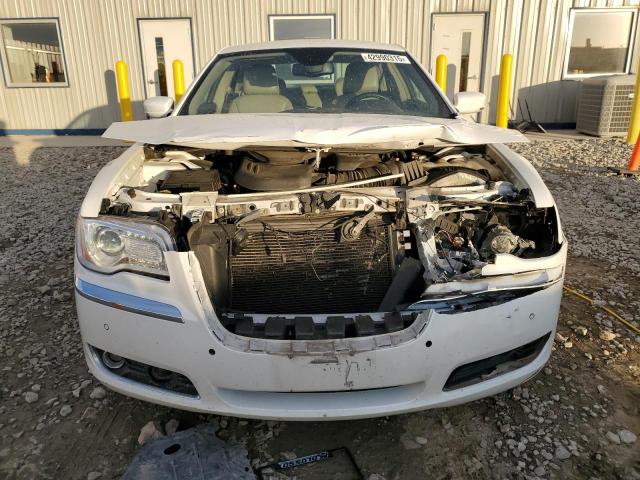 2C3CCAAGXEH212773 - 2014 CHRYSLER 300 WHITE photo 5