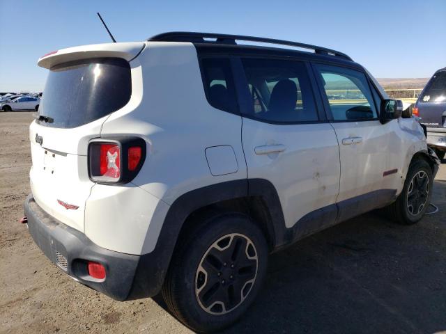 ZACCJBCT3GPD24320 - 2016 JEEP RENEGADE TRAILHAWK WHITE photo 3