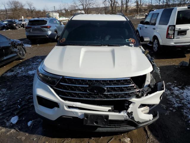 1FMSK8DH9LGB45305 - 2020 FORD EXPLORER XLT WHITE photo 5