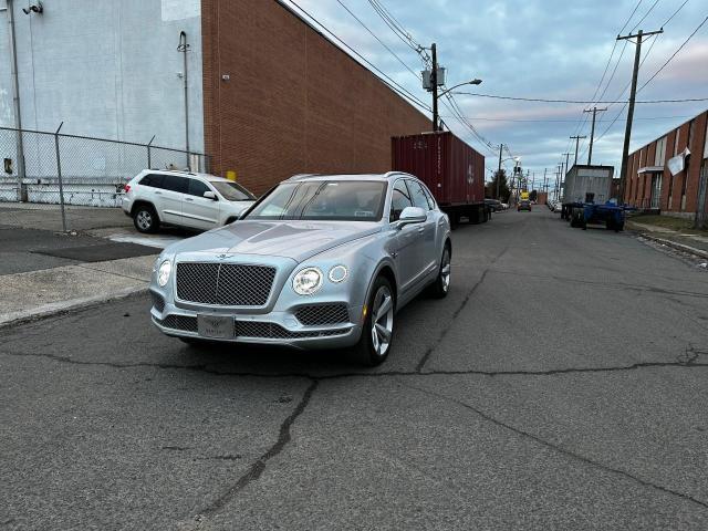 SJAAM2ZV4KC024193 - 2019 BENTLEY BENTAYGA SILVER photo 2