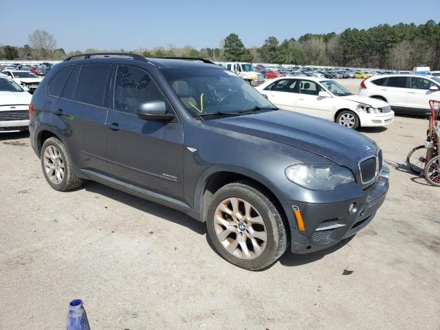 5UXZV4C59BL740069 - 2011 BMW X5 XDRIVE3 GRAY photo 4