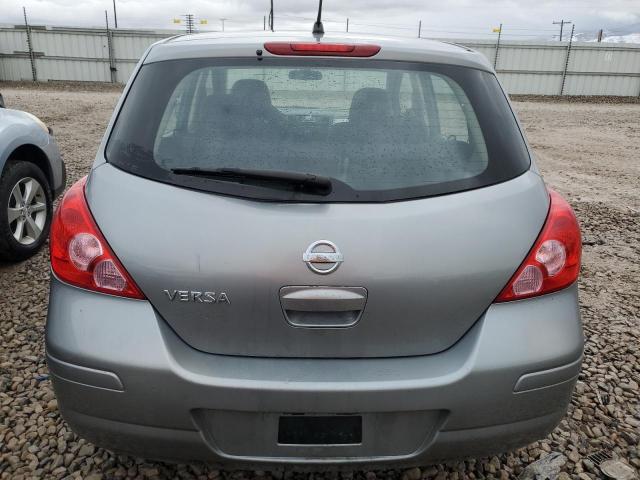 3N1BC13E49L375633 - 2009 NISSAN VERSA S SILVER photo 6