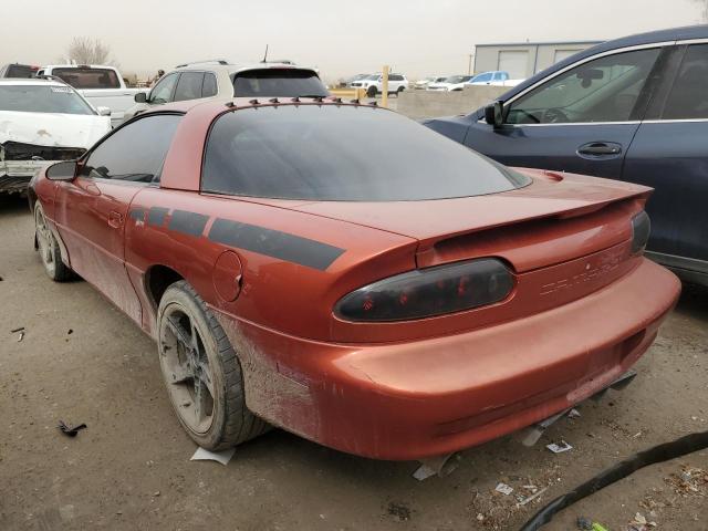 2G1FP22KX22108751 - 2002 CHEVROLET CAMARO ORANGE photo 2