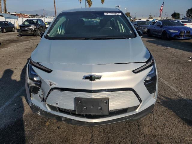 1G1FW6S00P4130588 - 2023 CHEVROLET BOLT EV 1LT SILVER photo 5