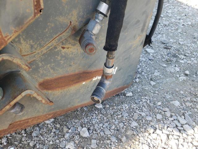 783739446 - 2016 BOBCAT SWEEPER BLACK photo 5