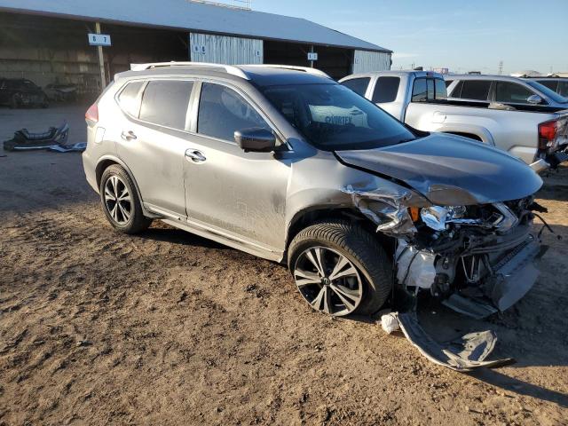 JN8AT2MTXJW458725 - 2018 NISSAN ROGUE S GRAY photo 4