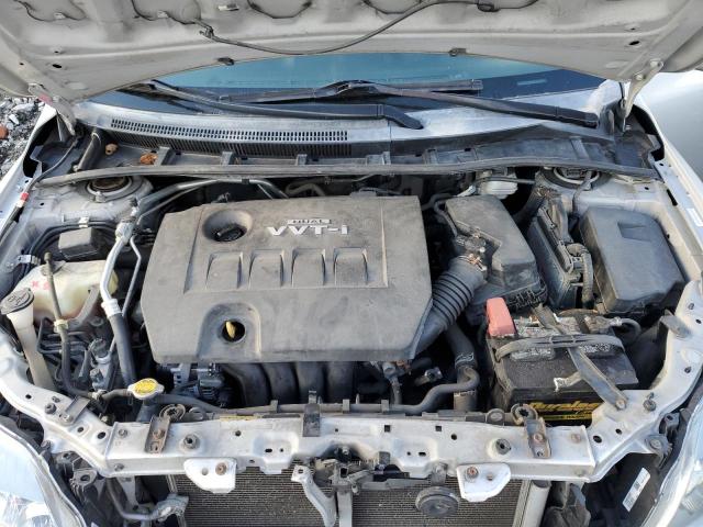 1NXBU4EEXAZ385694 - 2010 TOYOTA COROLLA BASE SILVER photo 11