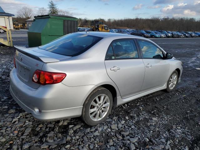 1NXBU4EEXAZ385694 - 2010 TOYOTA COROLLA BASE SILVER photo 3