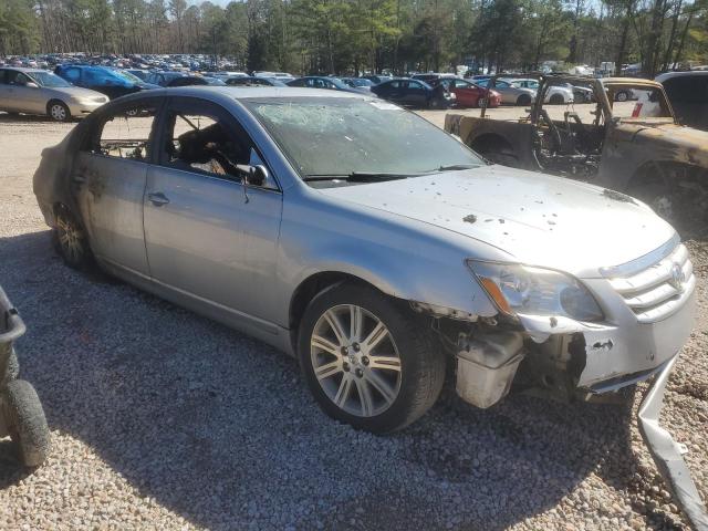 4T1BK36B25U035955 - 2005 TOYOTA AVALON XL SILVER photo 4