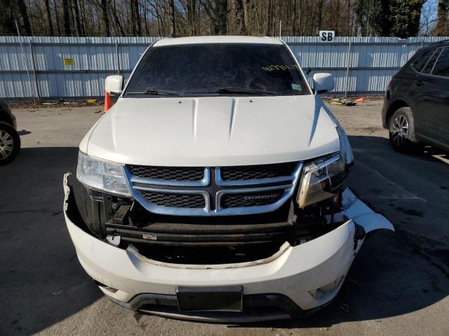 3C4PDCBB0KT859792 - 2019 DODGE JOURNEY SE WHITE photo 5