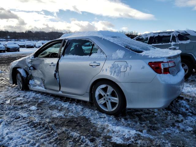 4T1BF1FK0CU116393 - 2012 TOYOTA CAMRY BASE SILVER photo 2