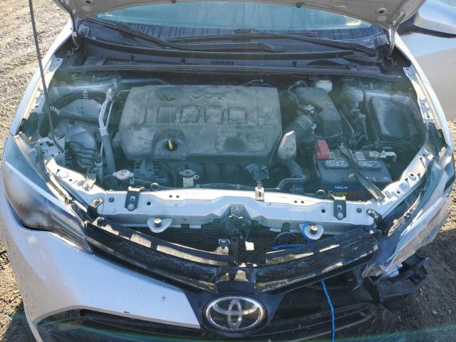 2T1BURHE5HC938224 - 2017 TOYOTA COROLLA L SILVER photo 11