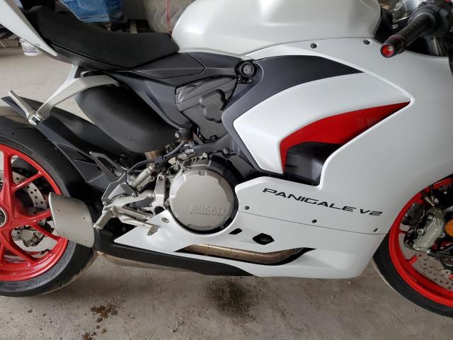 ZDMHAATW0NB009111 - 2022 DUCATI PANIGALE V2 WHITE photo 7