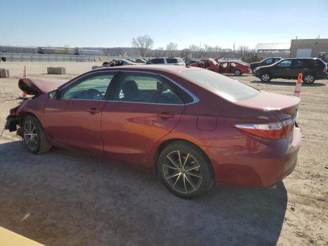 4T1BK1FKXFU564317 - 2015 TOYOTA CAMRY XSE MAROON photo 2