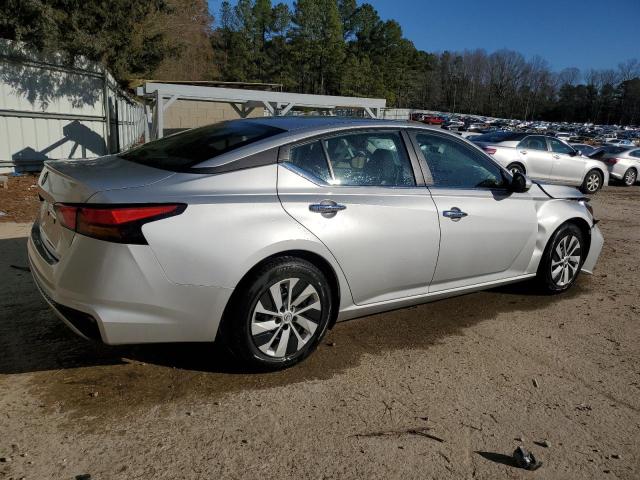 1N4BL4BV8PN362418 - 2023 NISSAN ALTIMA S SILVER photo 3