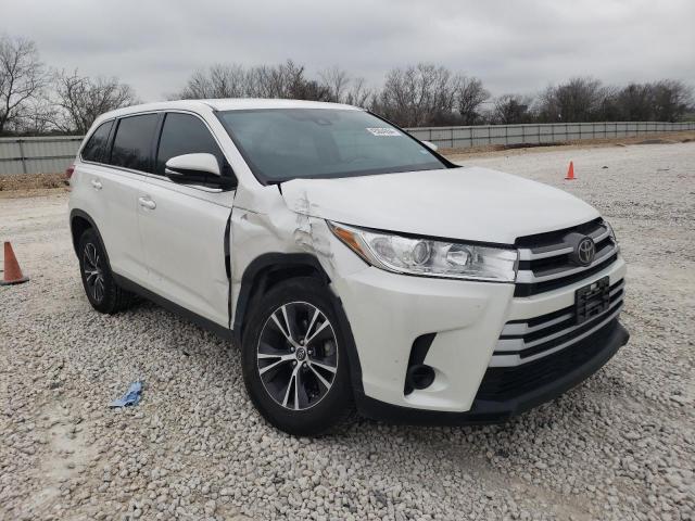 5TDZARFH6KS049385 - 2019 TOYOTA HIGHLANDER LE WHITE photo 4