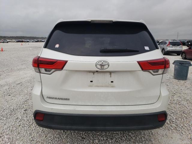 5TDZARFH6KS049385 - 2019 TOYOTA HIGHLANDER LE WHITE photo 6