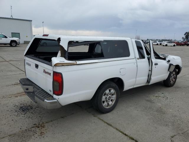 1N6DD26S1YC382282 - 2000 NISSAN FRONTIER KING CAB XE WHITE photo 3